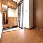(玄関)